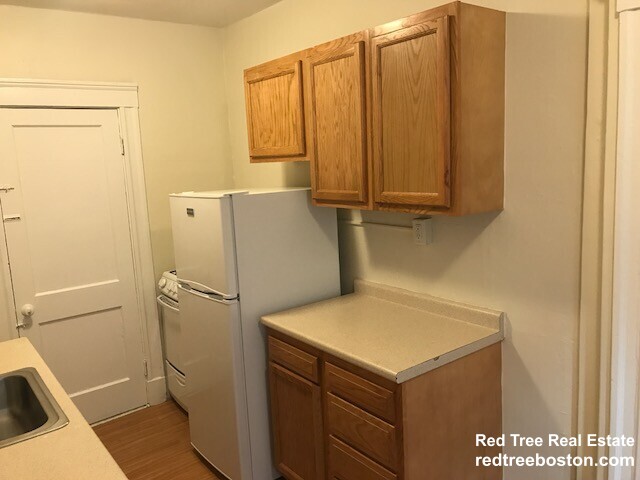 1171 Boylston St, Fenway