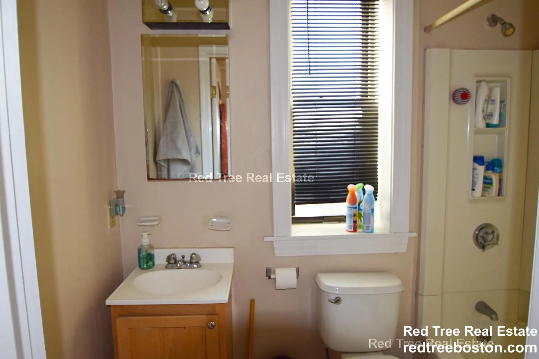 17 Highgate St, Allston