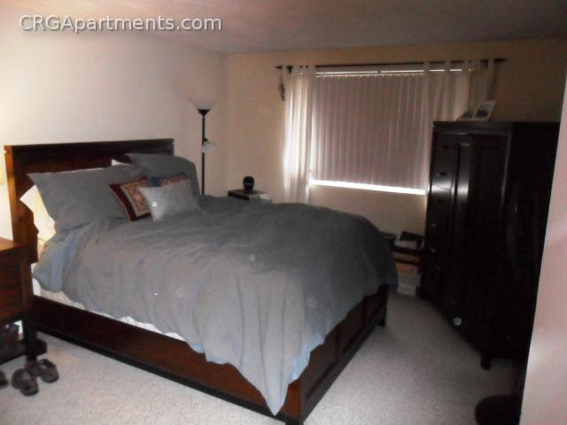 16 Whites Ave, Watertown