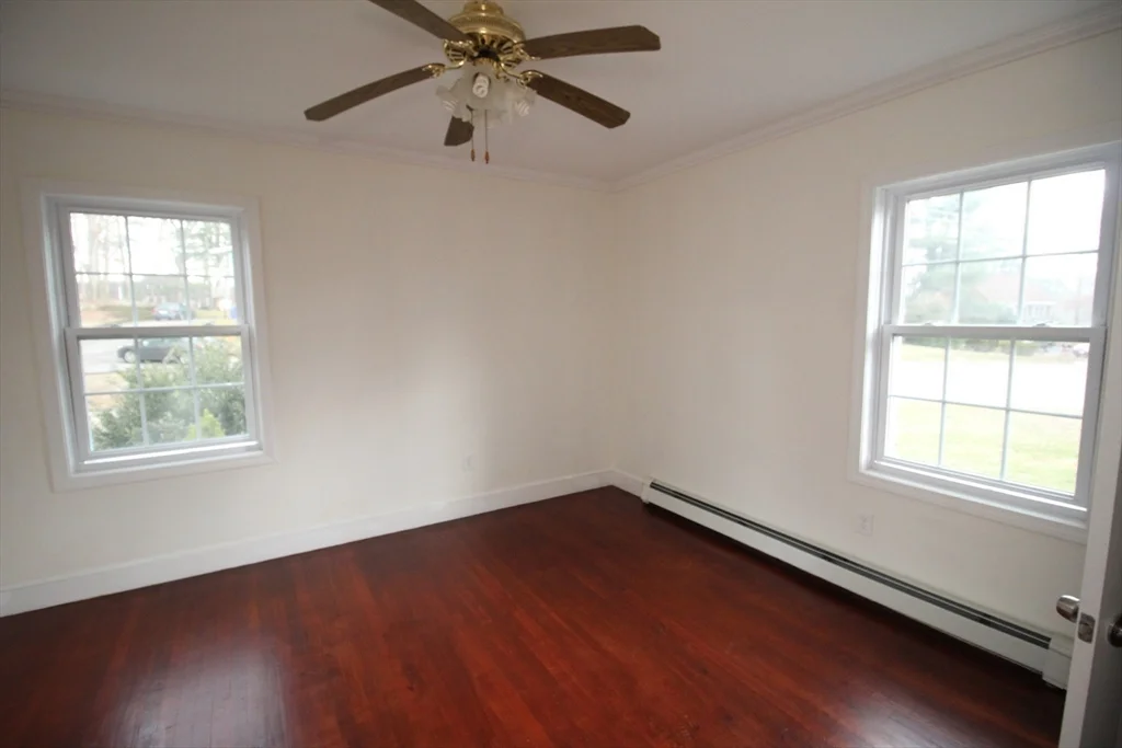 218 Thurber Ave, Attleboro