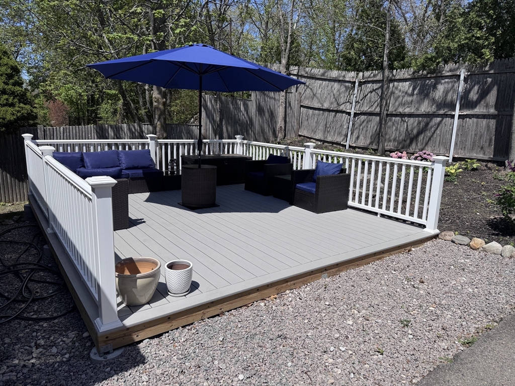 5297 Washington, West Roxbury