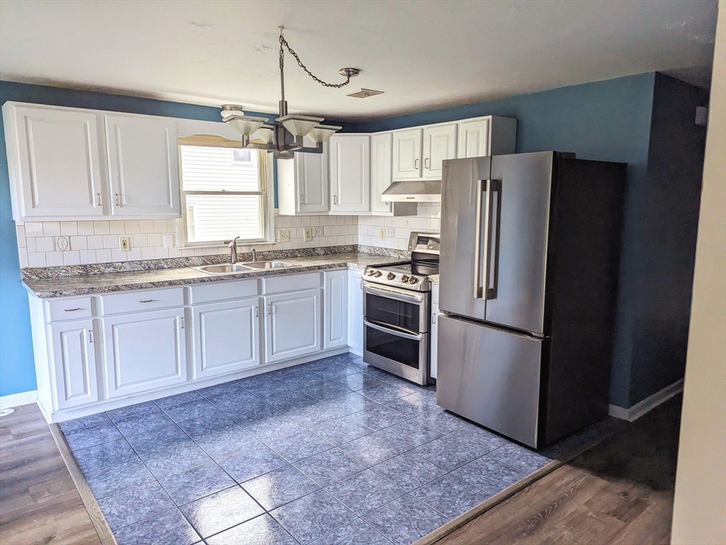 25 Brodeur Ave, Webster