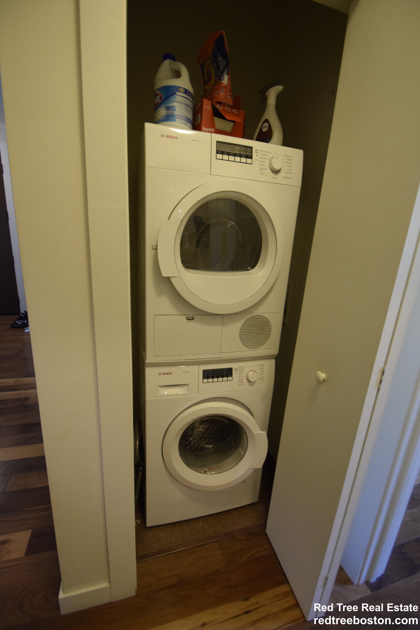 45 1st Ave, Charlestown