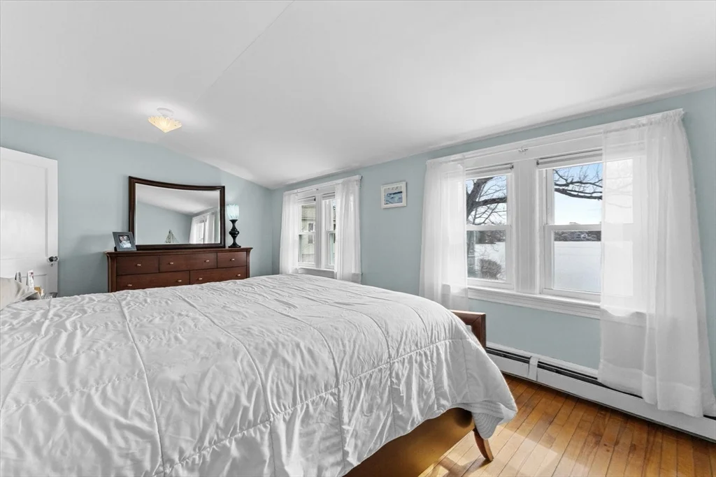 6 Davis Way, Worcester