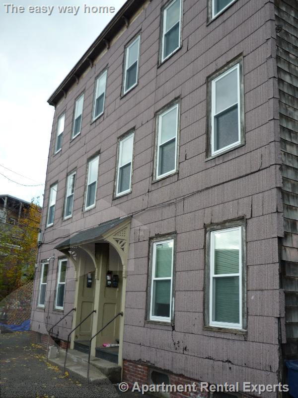 1 Hampshire Ct, Inman Square