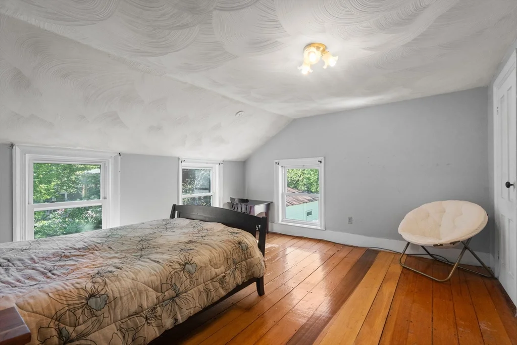 101 Mount Pleasant Ave, Roxbury