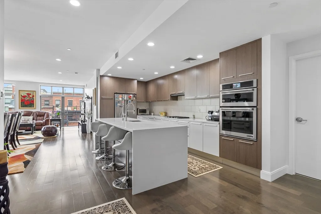 150 Dorchester Ave, South Boston