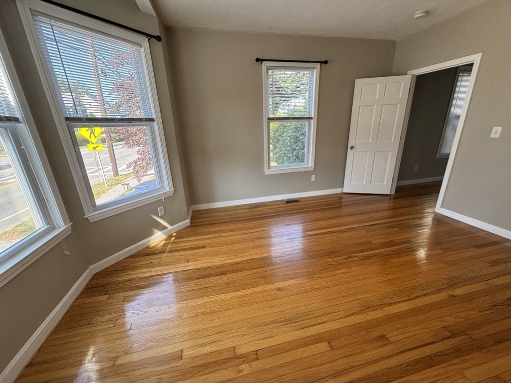 49 Paradise Rd, Swampscott