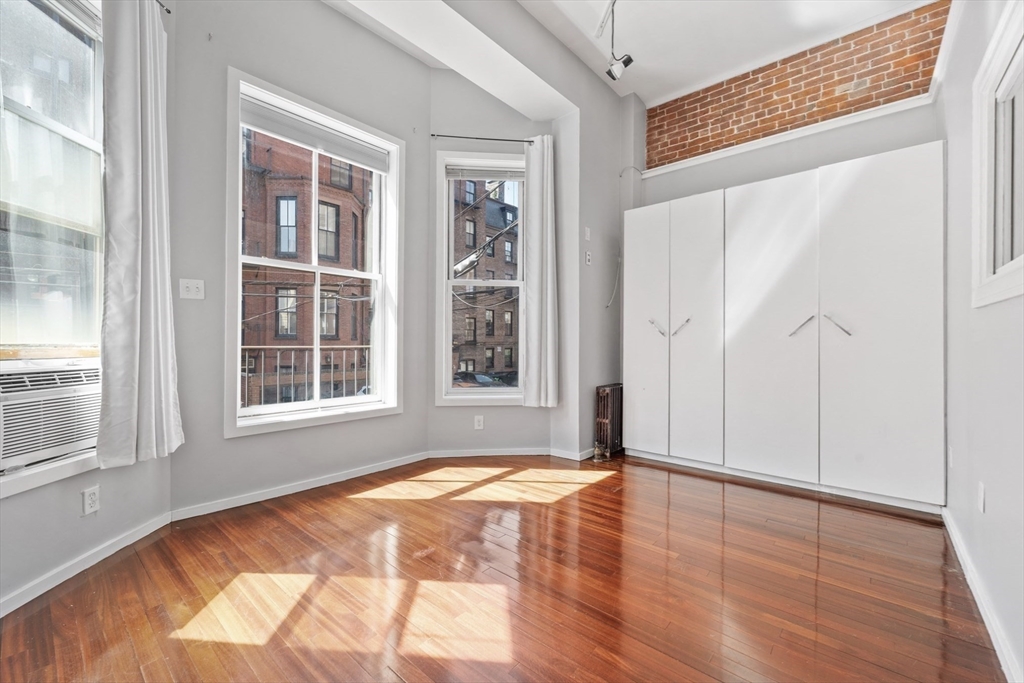 169 Beacon, Back Bay