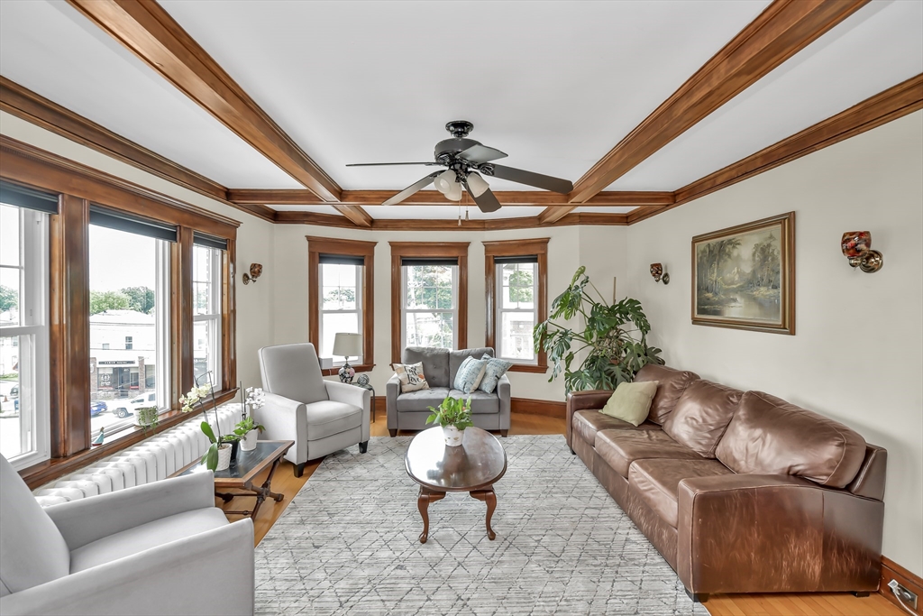 404 Mount Auburn, Watertown