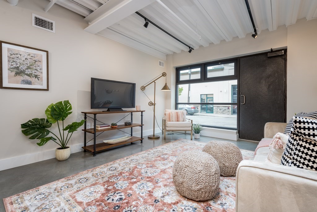 1 bed, 2 bath apartment for rent at 305 Webster Ave Unit 102, Inman Square — photo 11 of 13