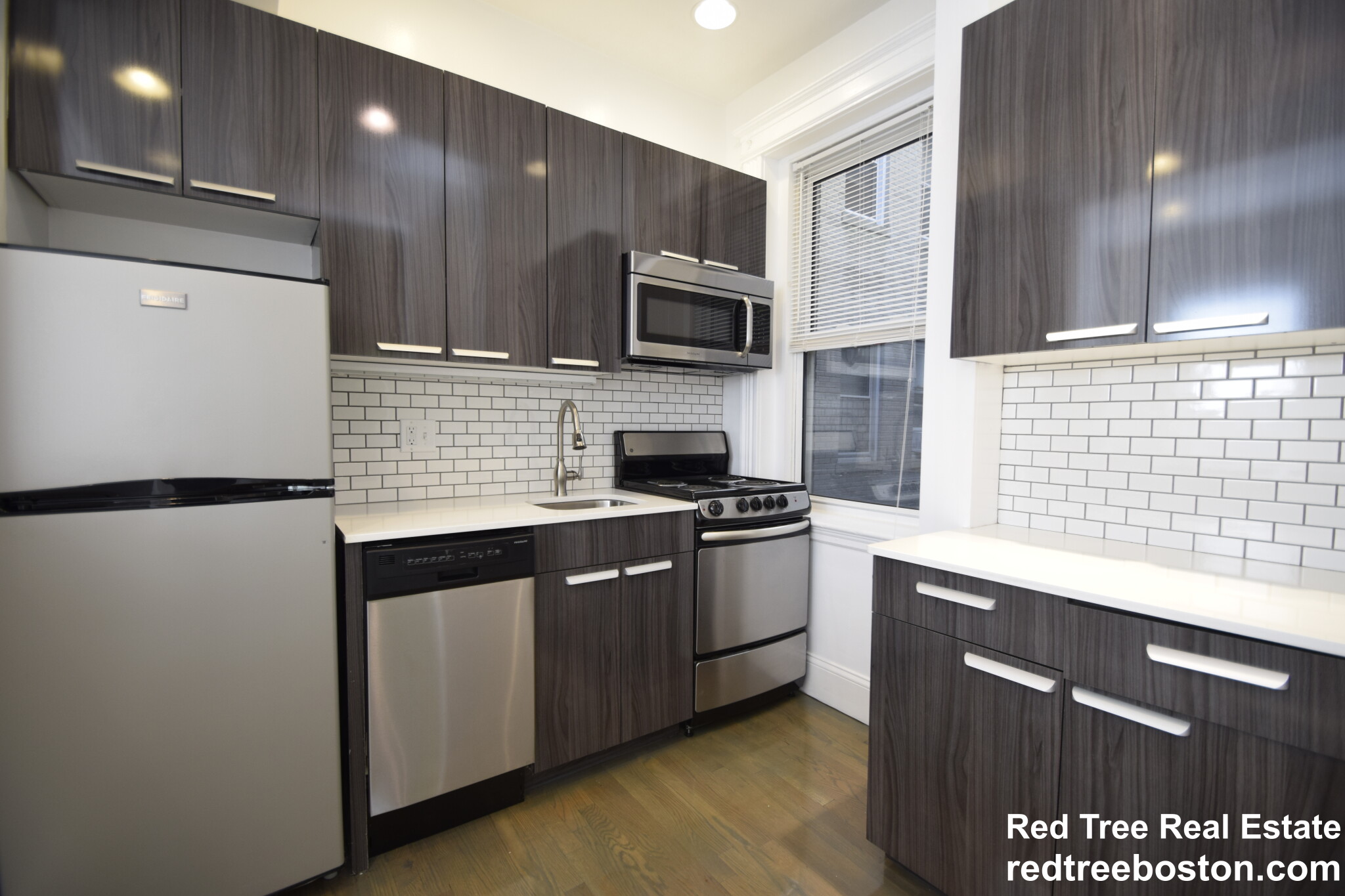 20 Queensberry St, Fenway