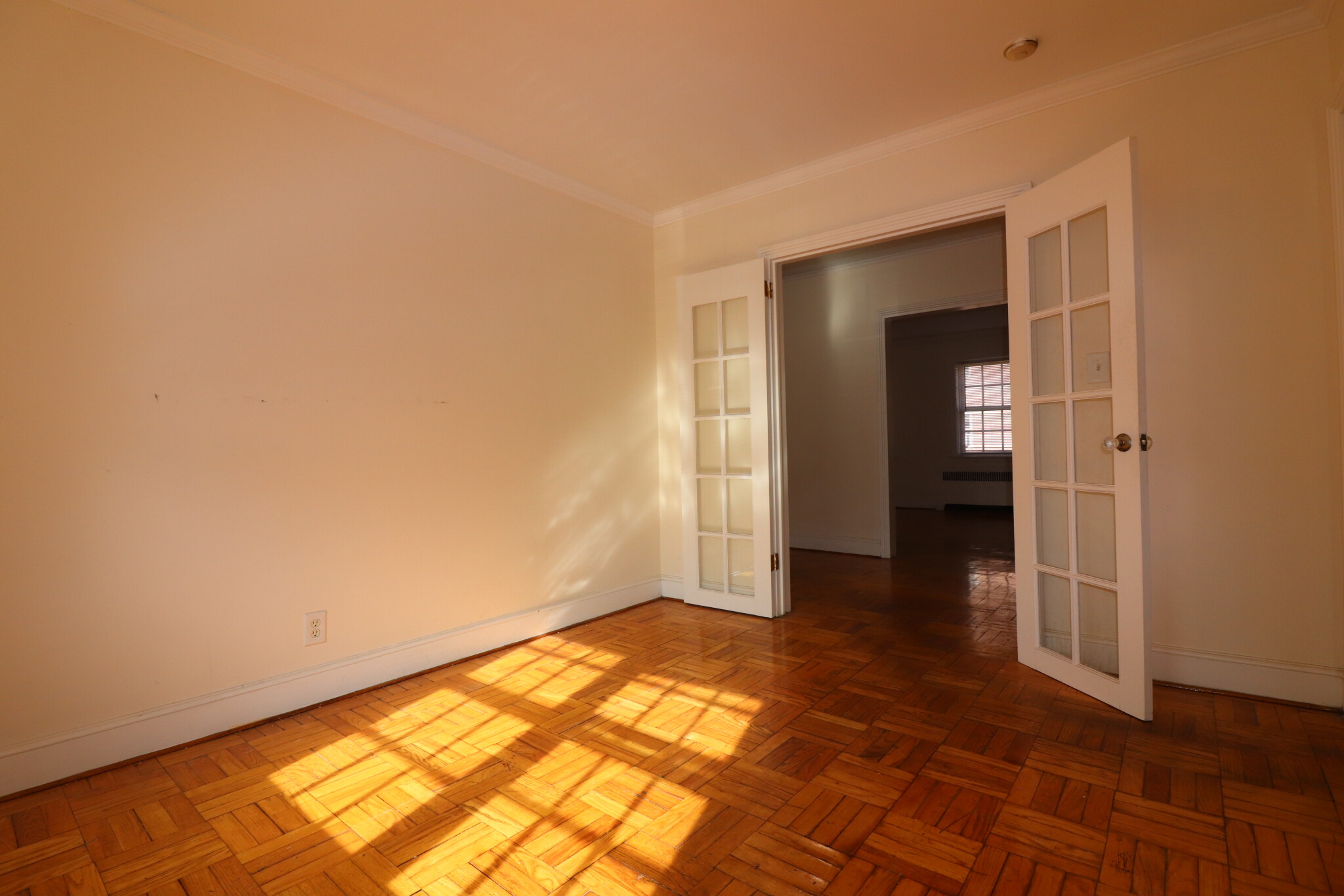 312 Washington St, Wellesley