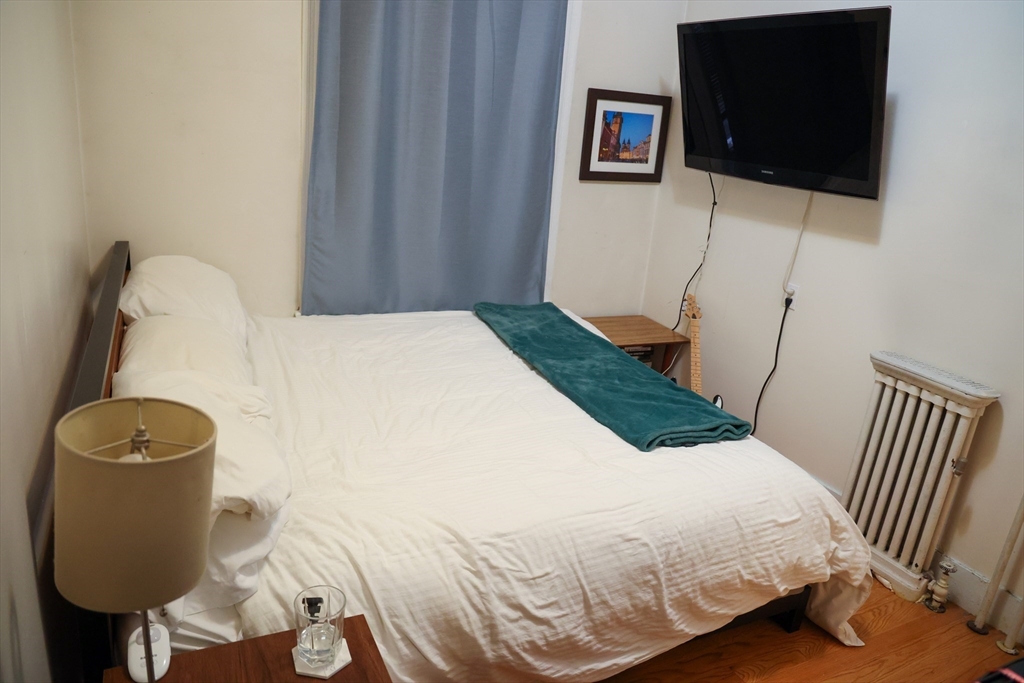 77 Westland Ave, Fenway