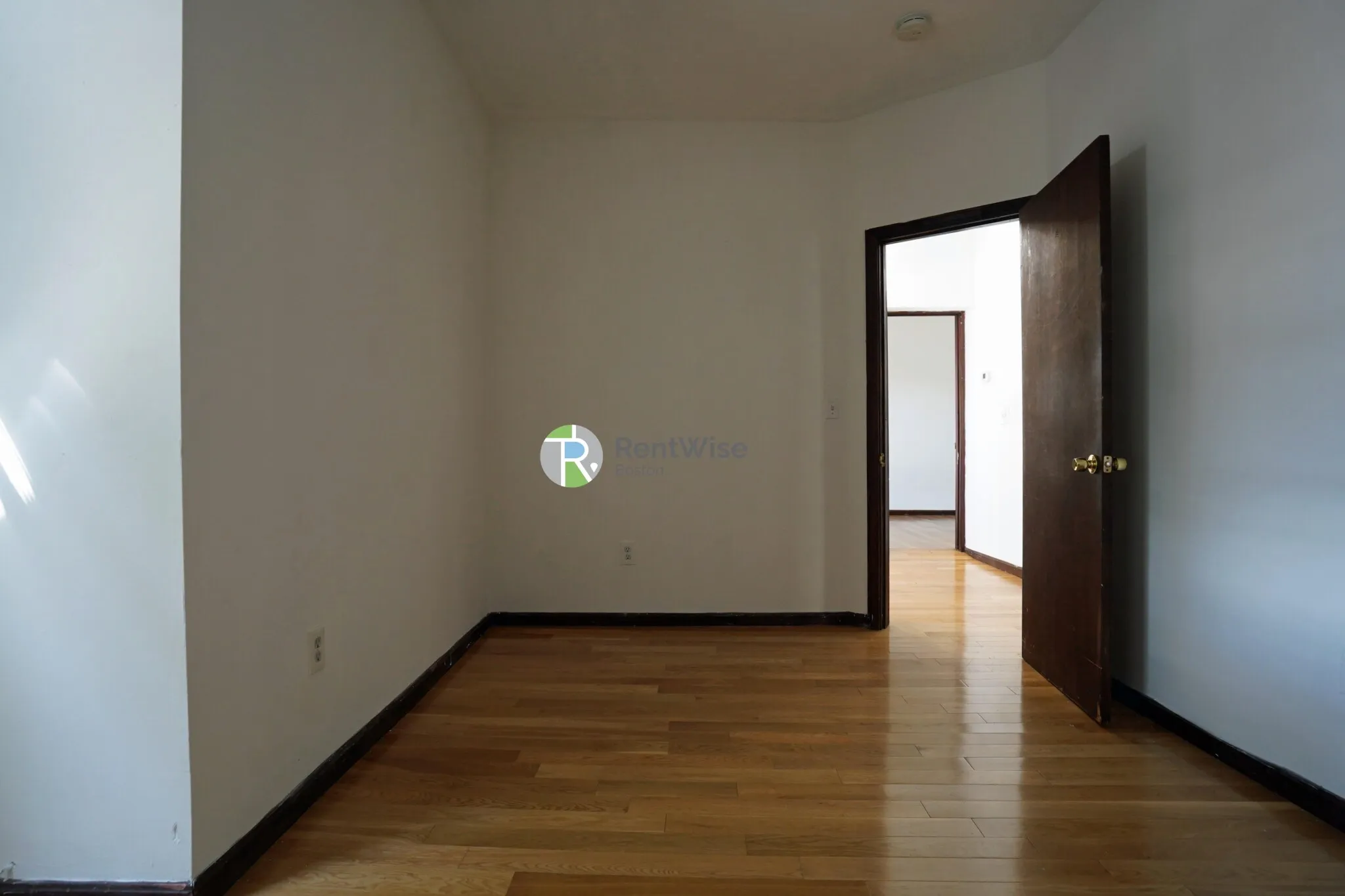 89 Sheridan St, Jamaica Plain