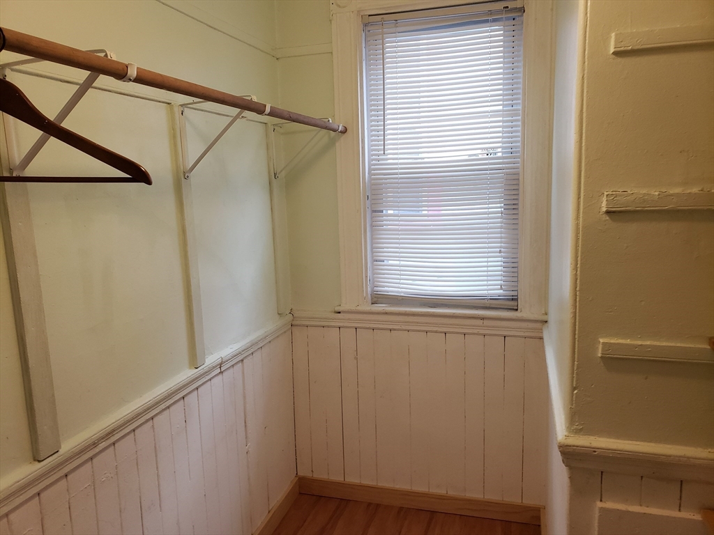 11 Arcola St, Jamaica Plain