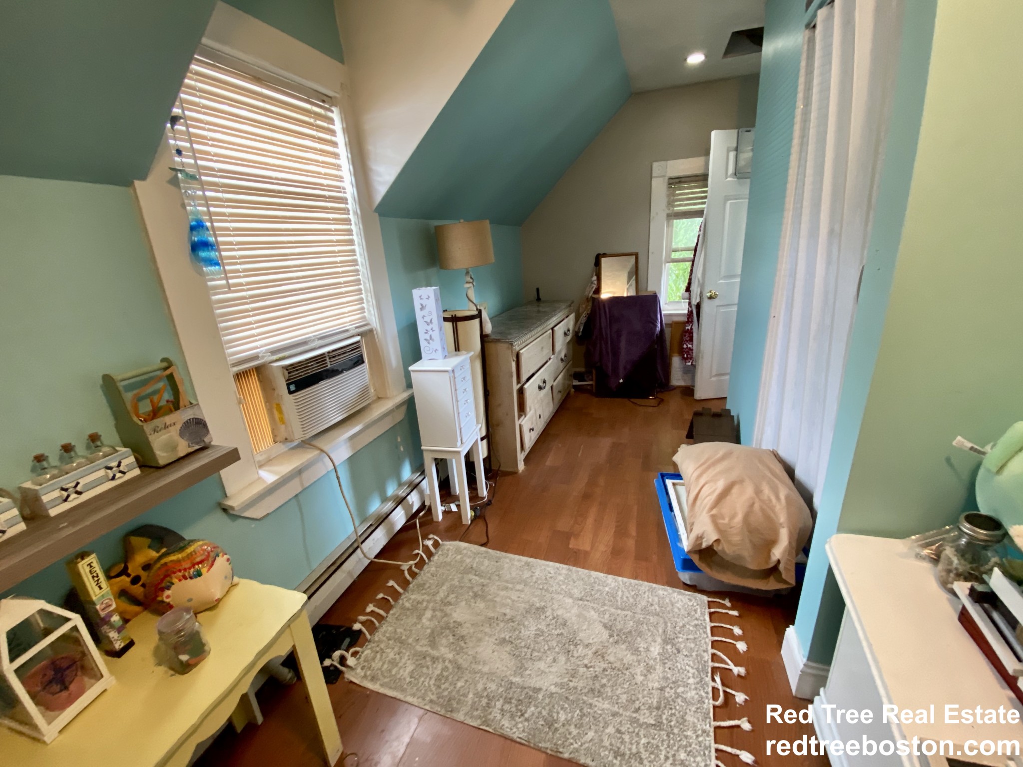 335 Baker St, West Roxbury