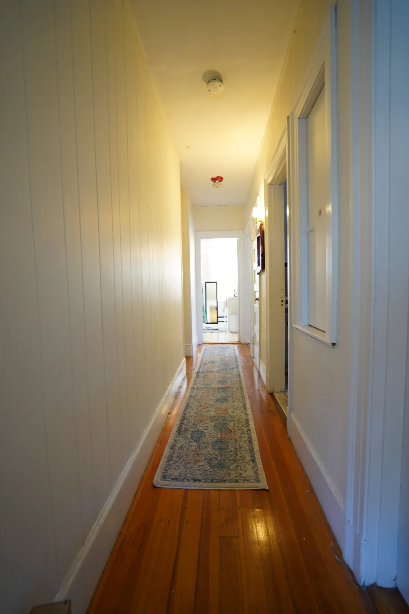 6 Ashford Ct, Allston