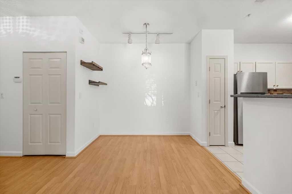 21 Hampshire Rd, Methuen