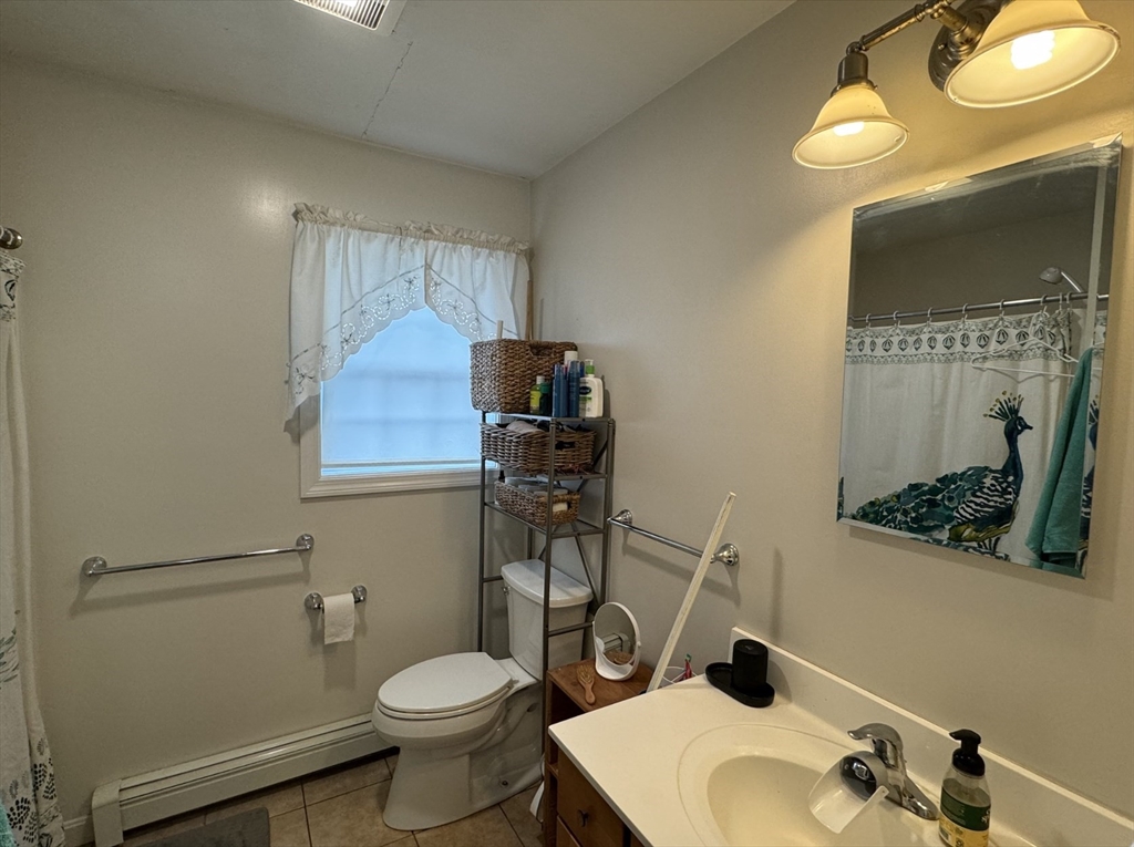 86 Endicott St, Peabody