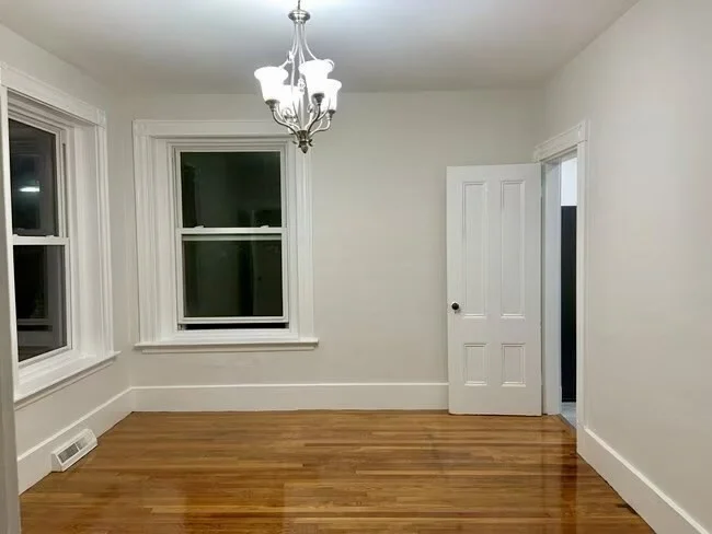 91 Walnut St, Brookline Village