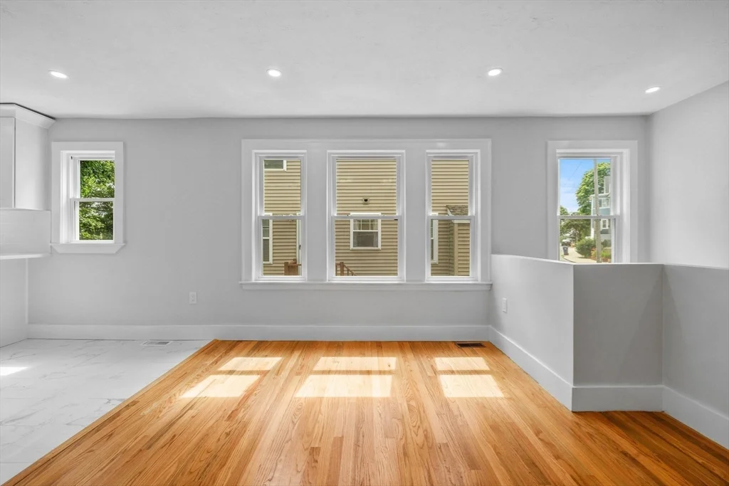 170 Calumet St, Mission Hill