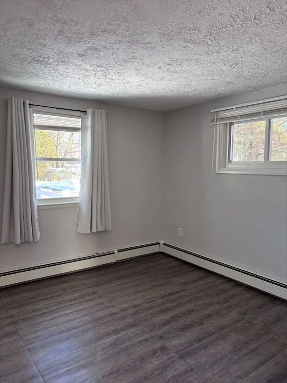 66 Janet Circle, Shrewsbury