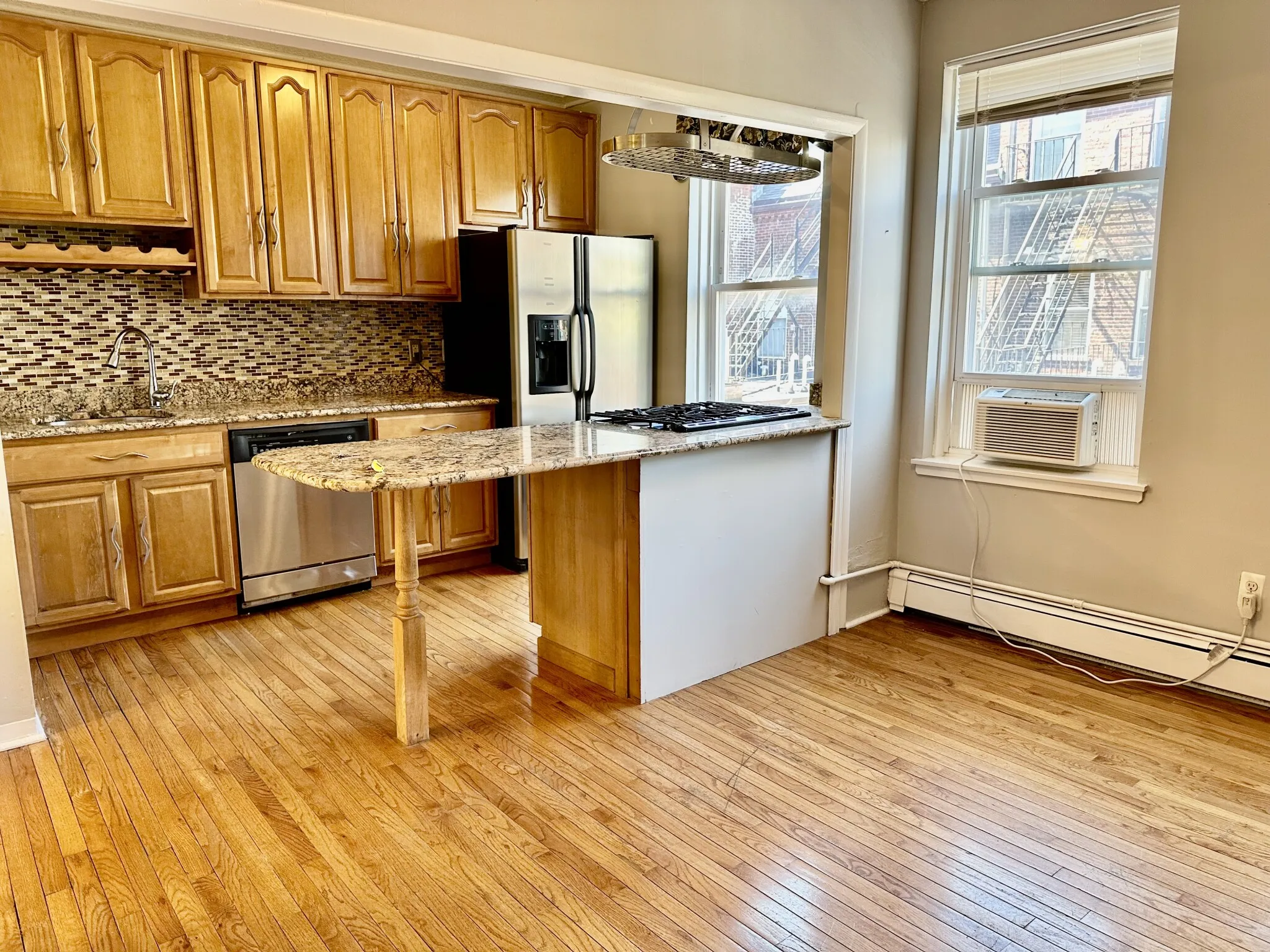 9 Bowdoin St, Beacon Hill