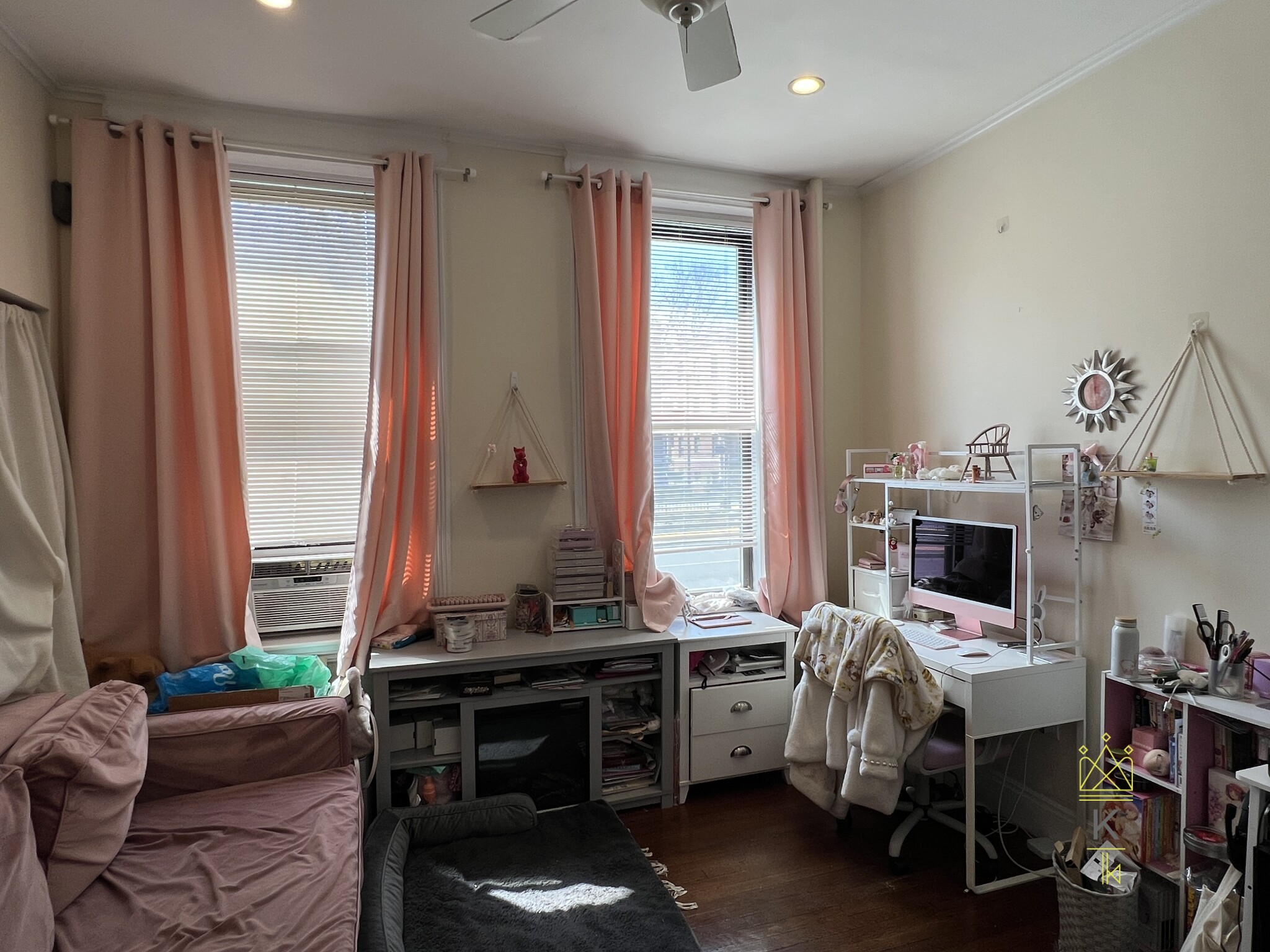 1963 Commonwealth Ave, Brighton