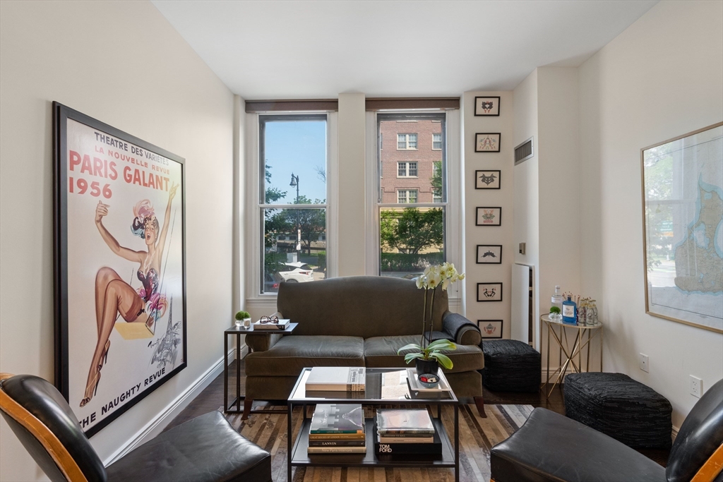 4 Charlesgate East, Back Bay