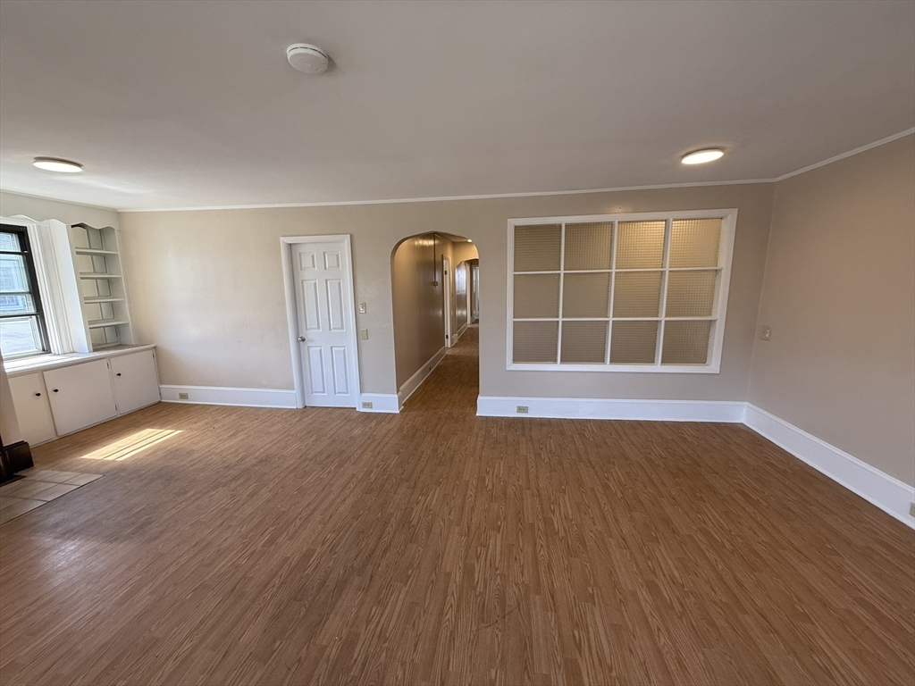 68 Court St, Plymouth