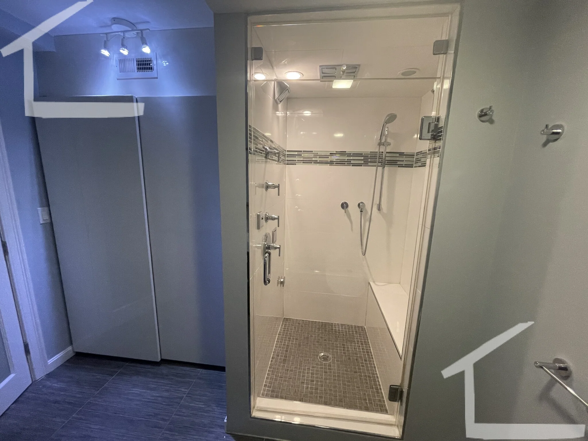 57 Broadlawn Park, Chestnut Hill