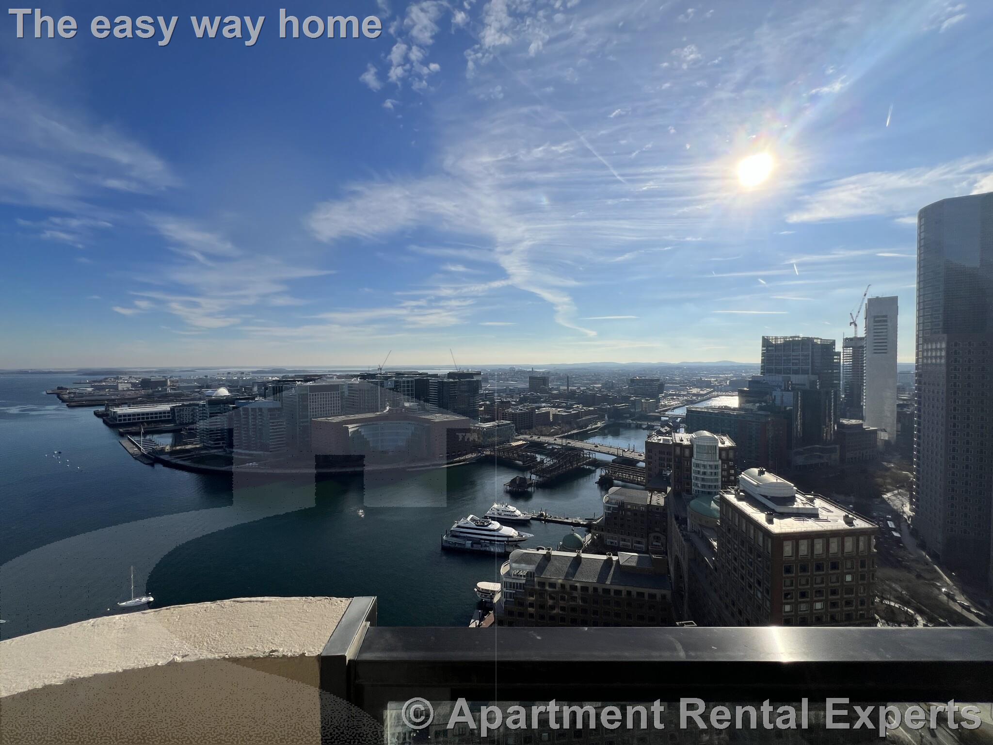 85 East India Row, Downtown