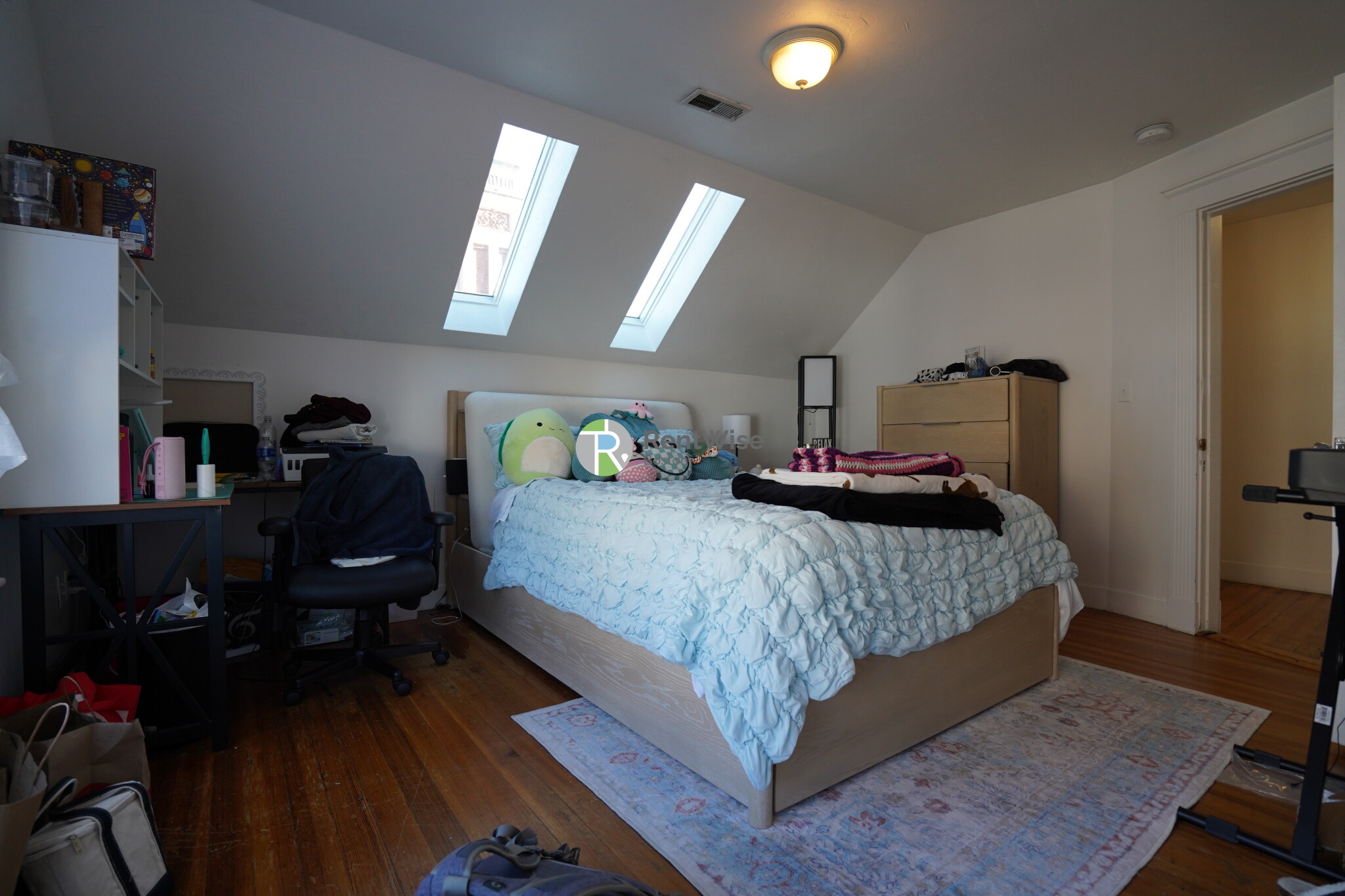 51 Gardner St, Allston