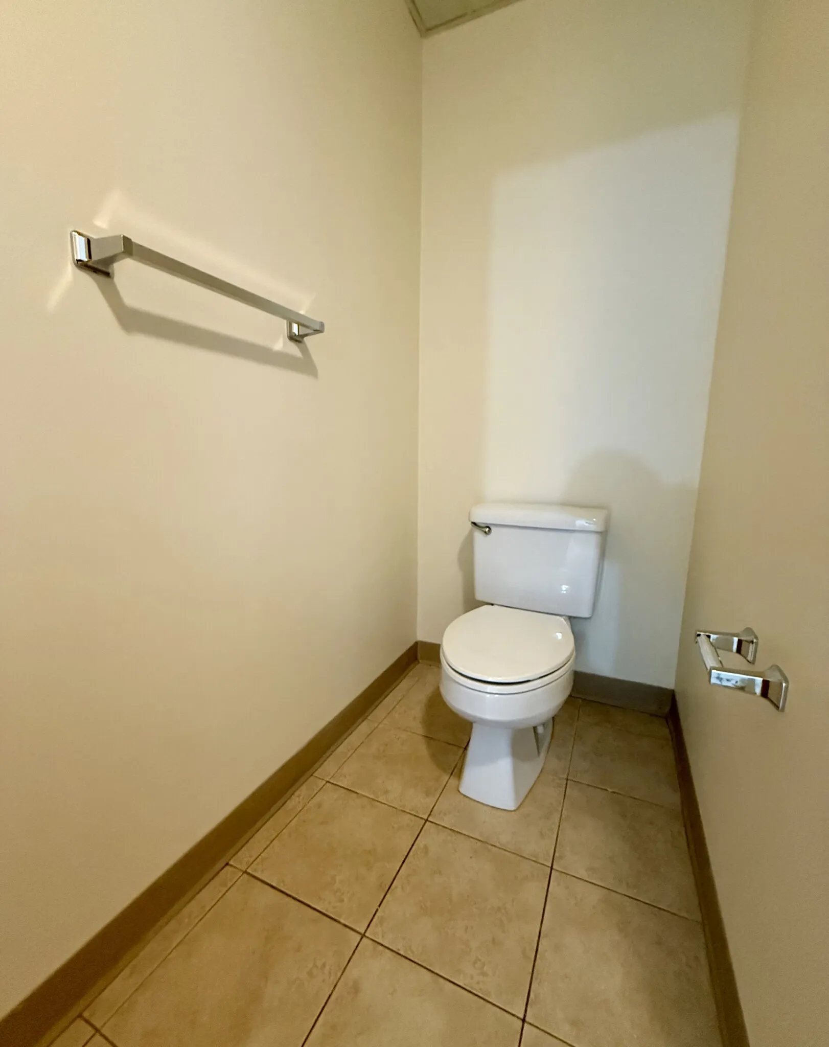 104 Adams St, South Side