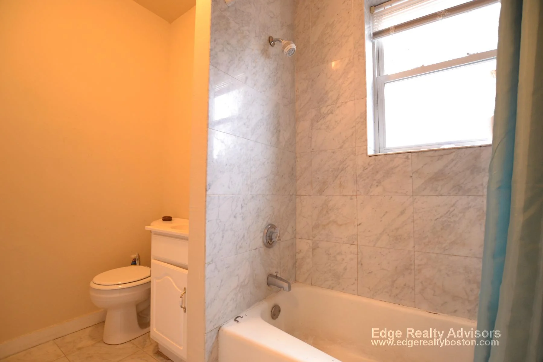 42 Park Vale Ave, Brighton