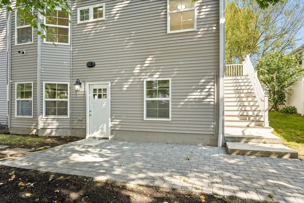 98 Carroll St, Watertown