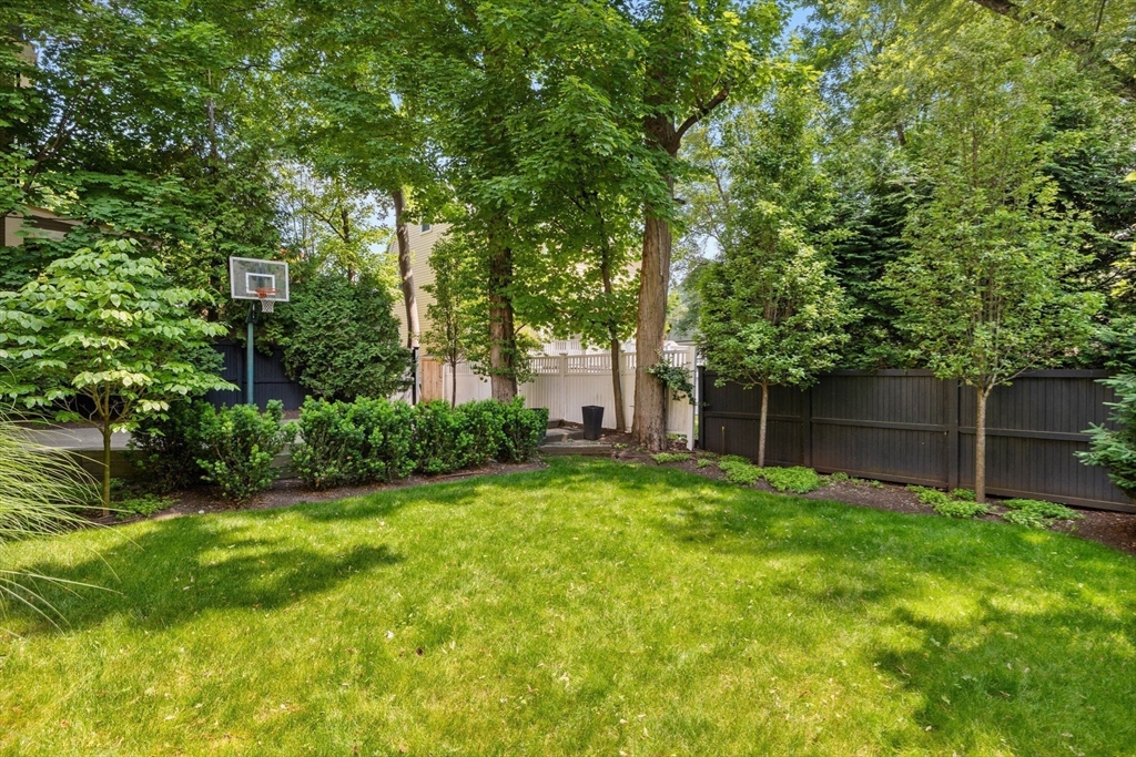 204 Homer St, Newton Center