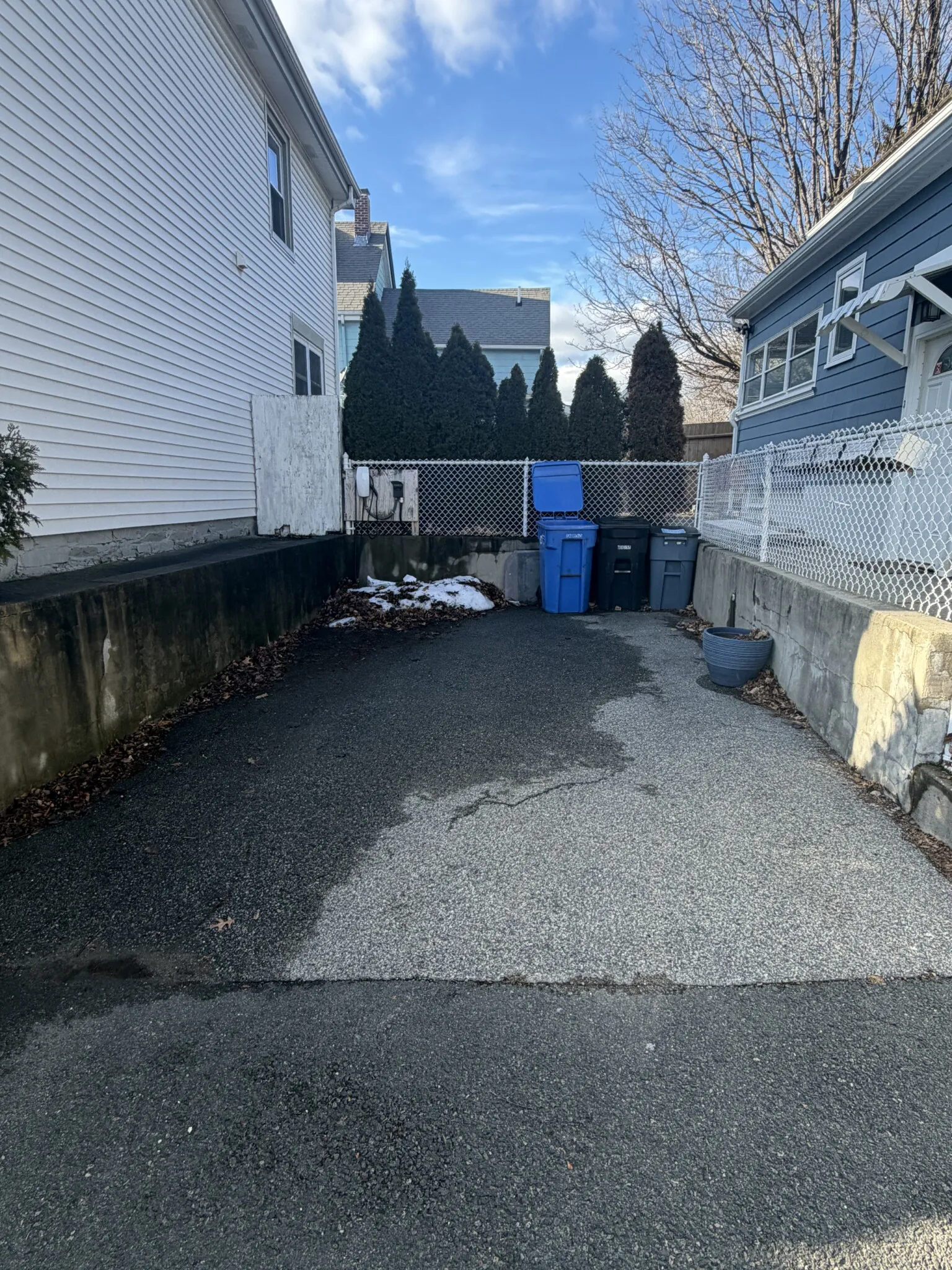 310 Lowell St, Magoun Square