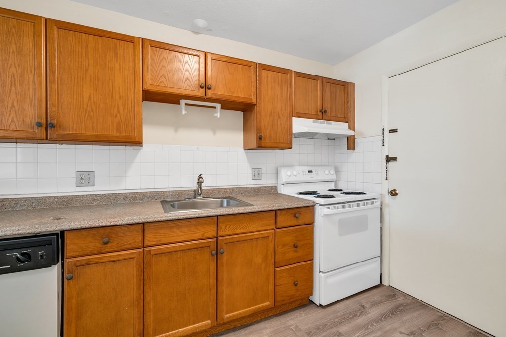 41 Revere St, Revere