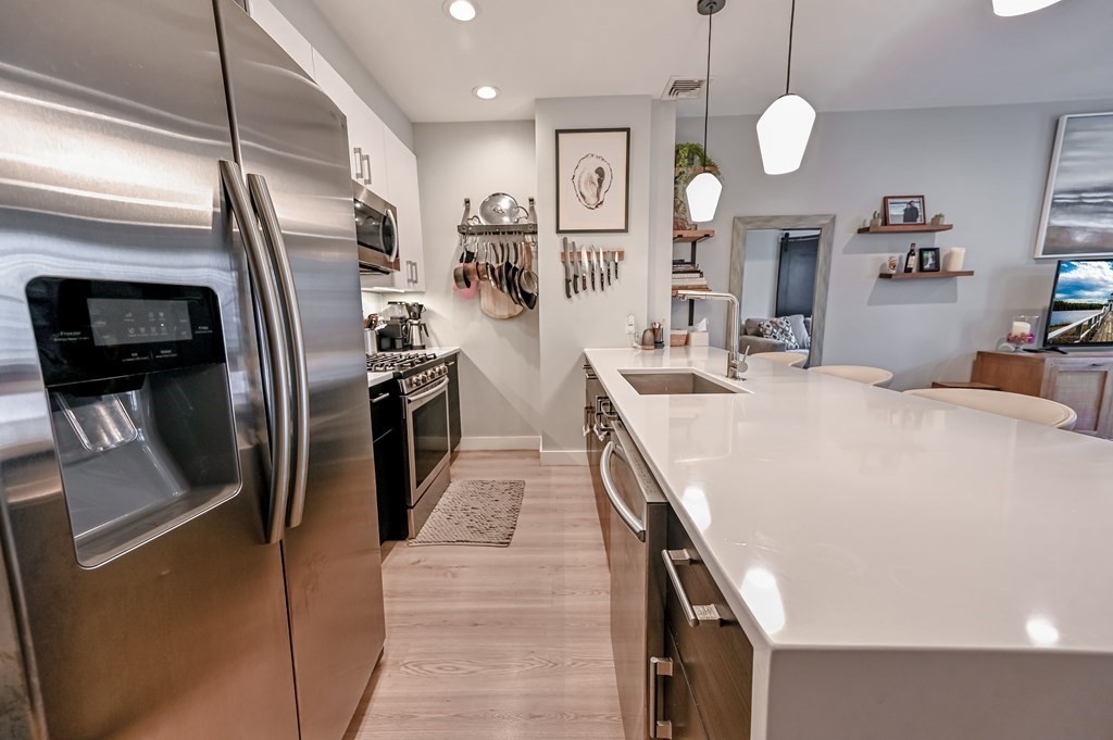 85 Everett St, East Boston