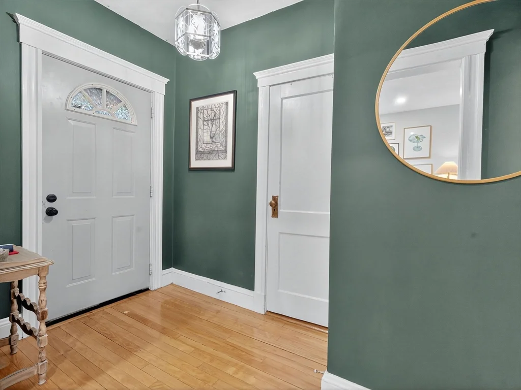 35 Hancock St, Medford