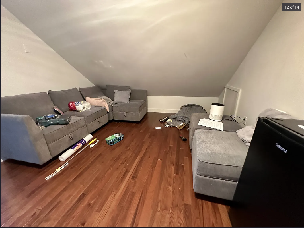 19 Sunset Rd, West Somerville