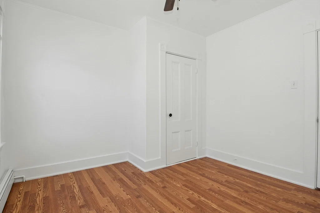 78 Grove St, Gloucester