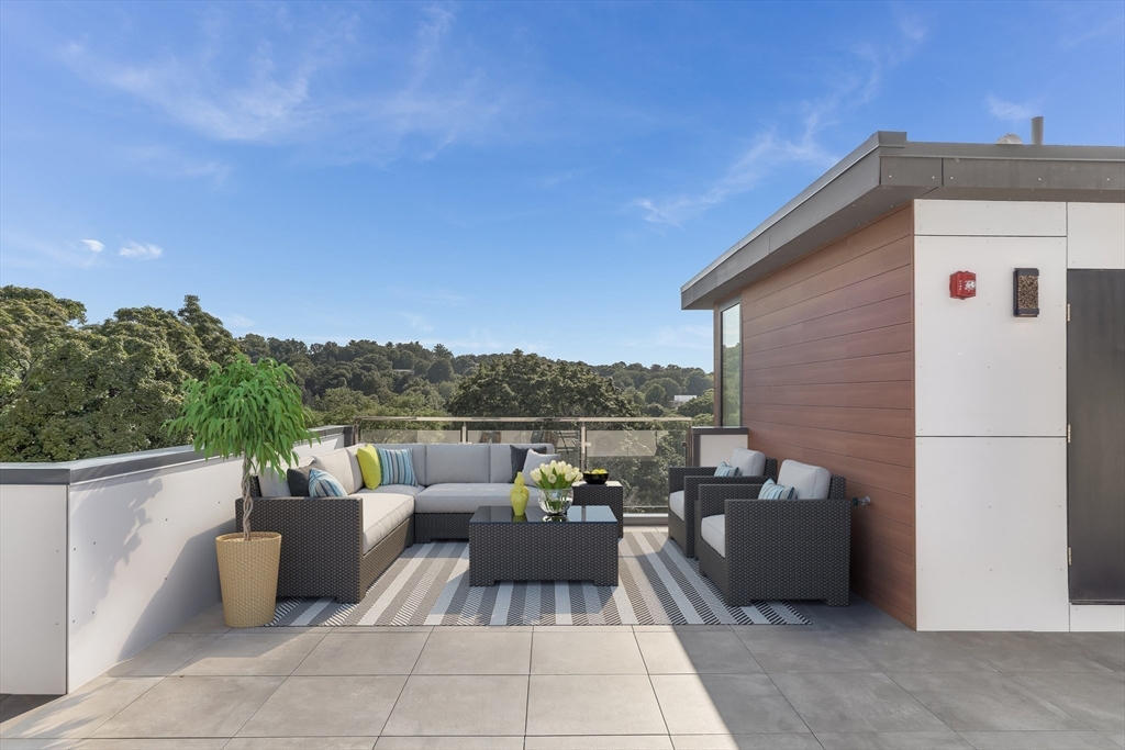 287 Tappan St, Beaconsfield