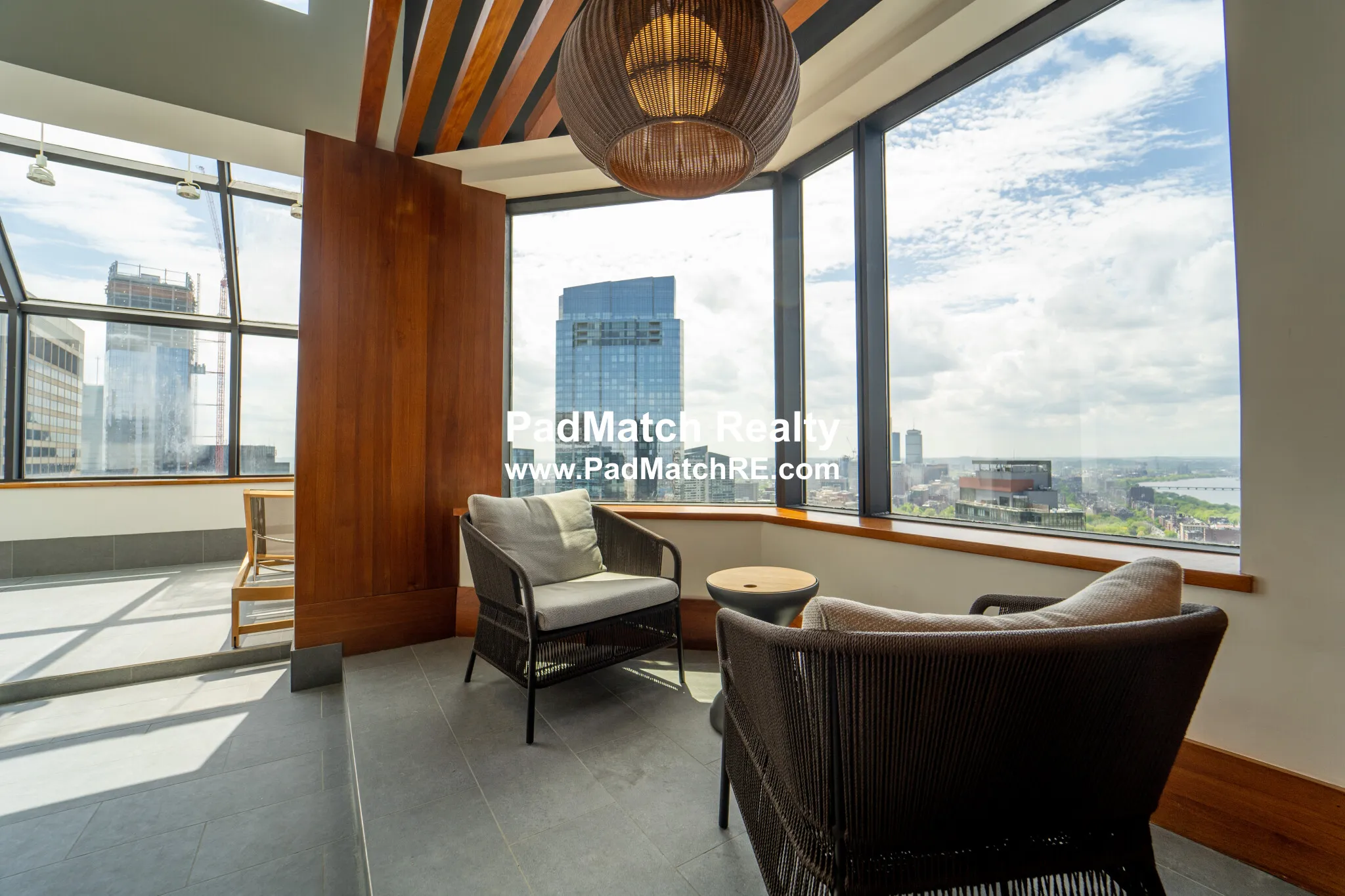 1 Devonshire Pl, Downtown