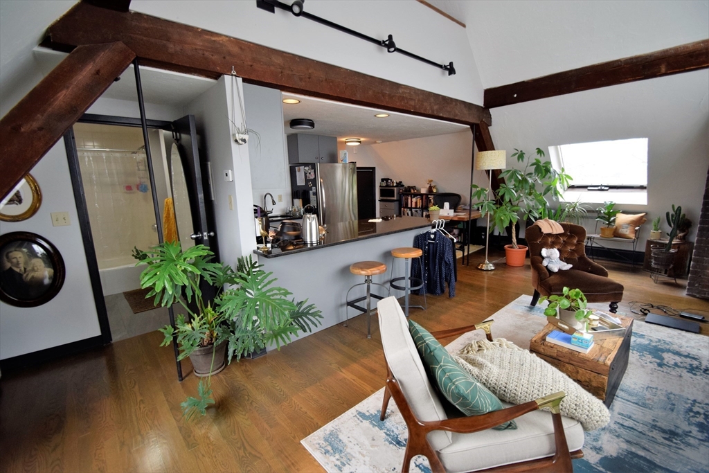 444 Western Ave, Brighton