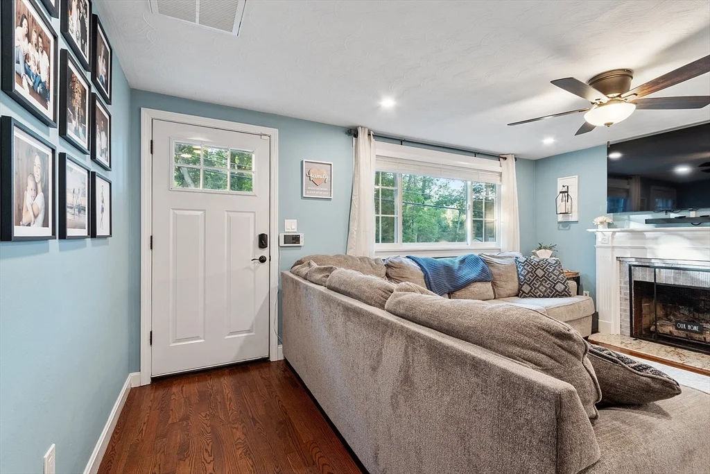 963 South St, Tewksbury