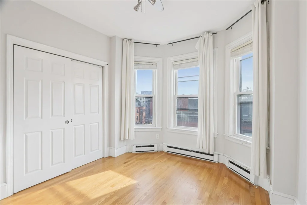 583 Massachusetts Ave, Roxbury