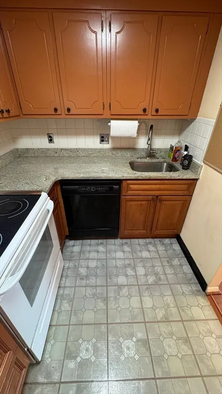 287 Harvard St, Mid-Cambridge